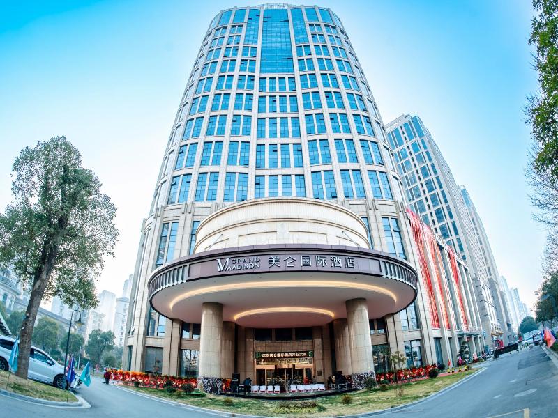 Grand Madison Hotel Suzhou Huanyu image