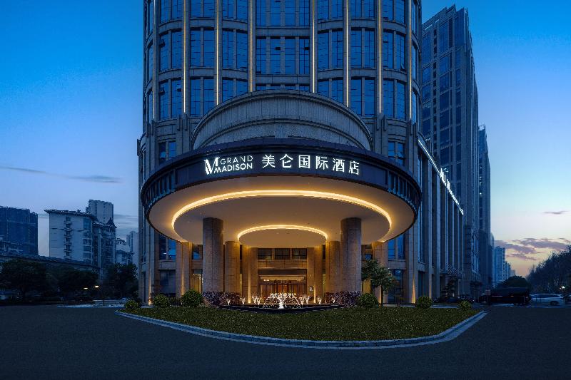 Grand Madison Hotel Suzhou Huanyu image