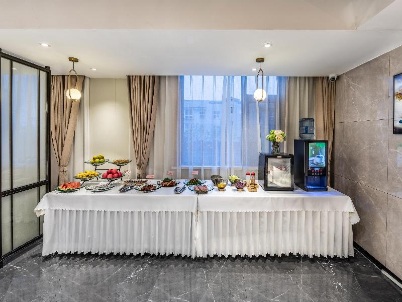 Madison Hotel Pingdingshan Government image