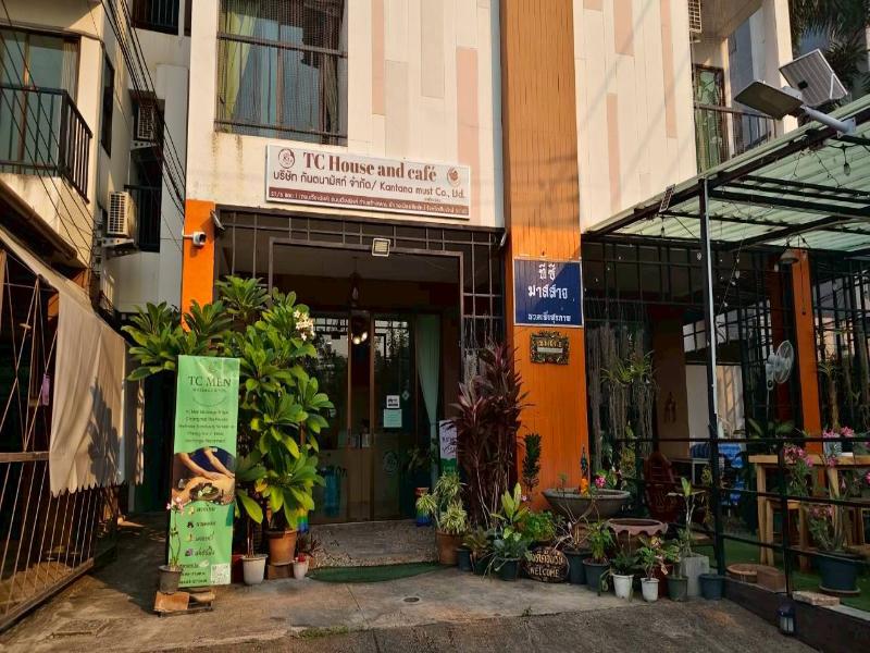 Tc House And Cafe image