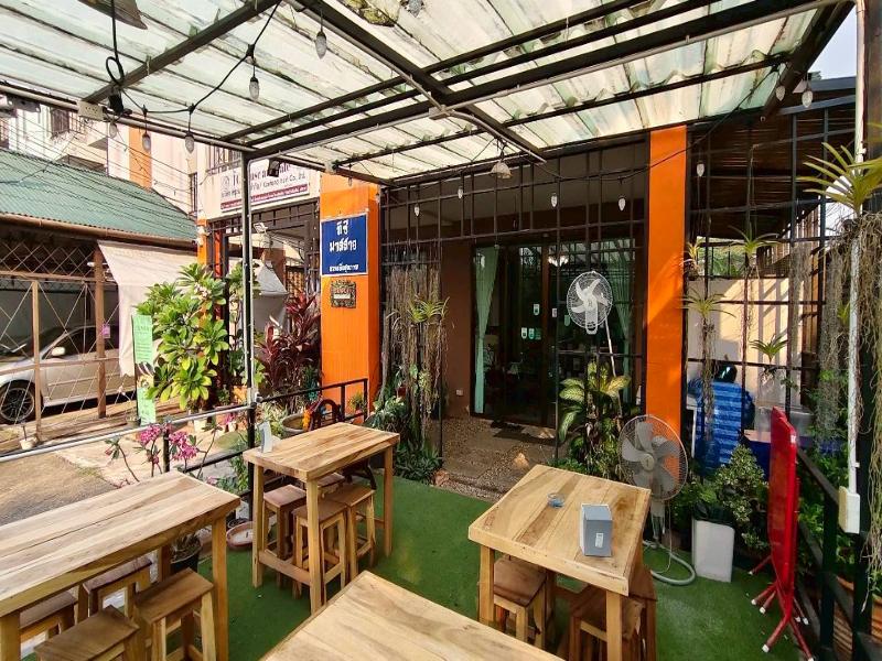 Tc House And Cafe image