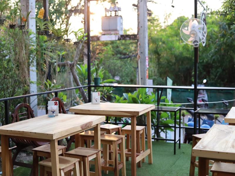 Tc House And Cafe image