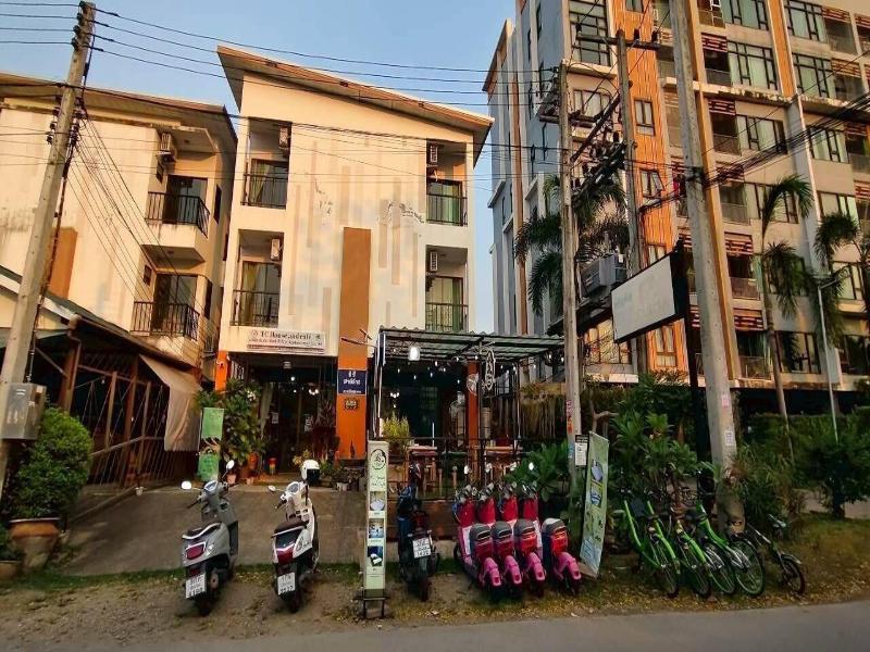 Tc House And Cafe image