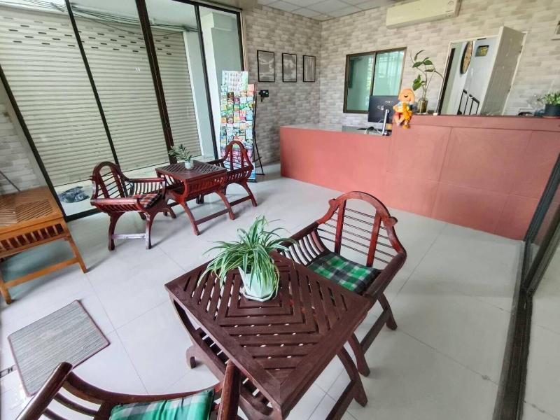 Tc House And Cafe image