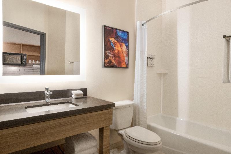Candlewood Suites Shelbyville image