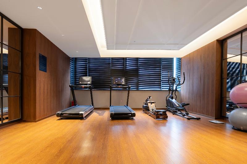 Madison Hotel Wuhan Jianghan Road Pedestrian st image