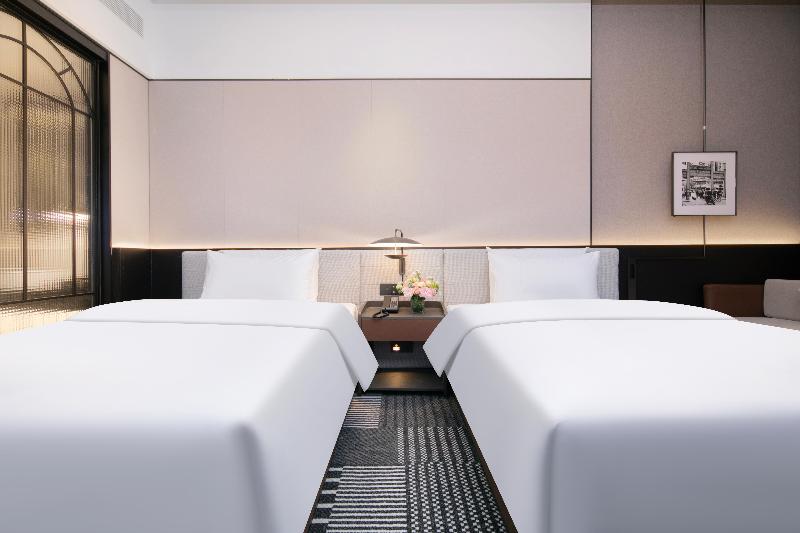 Madison Hotel Wuhan Jianghan Road Pedestrian st image
