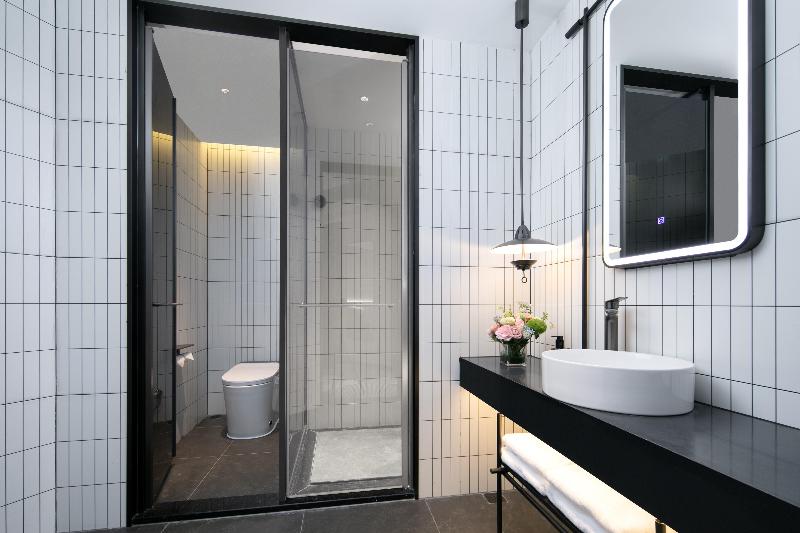 Madison Hotel Wuhan Jianghan Road Pedestrian st image