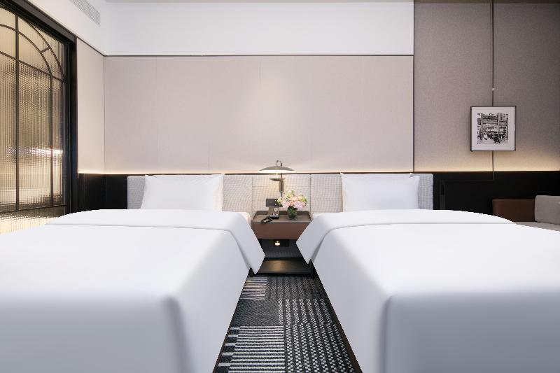 Madison Hotel Wuhan Jianghan Road Pedestrian st image