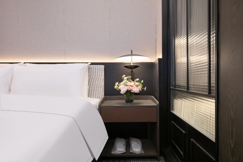 Madison Hotel Wuhan Jianghan Road Pedestrian st image