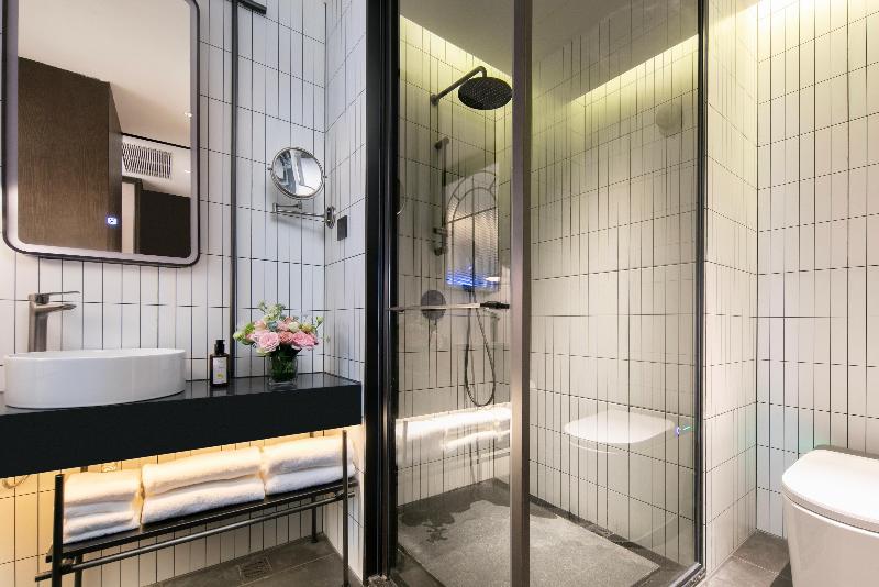 Madison Hotel Wuhan Jianghan Road Pedestrian st image