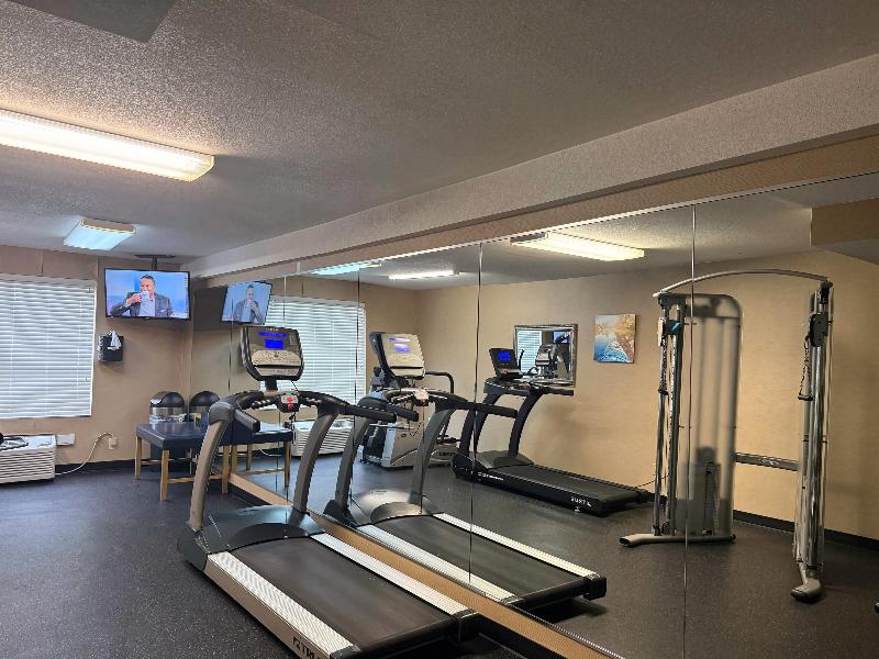 Comfort Inn Falls Church - Tysons Corner image