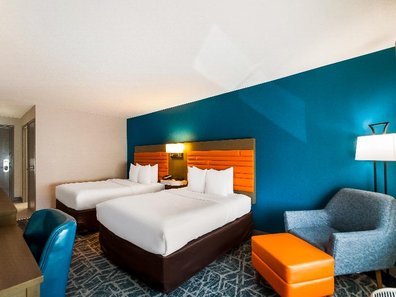 Comfort Inn Falls Church - Tysons Corner image