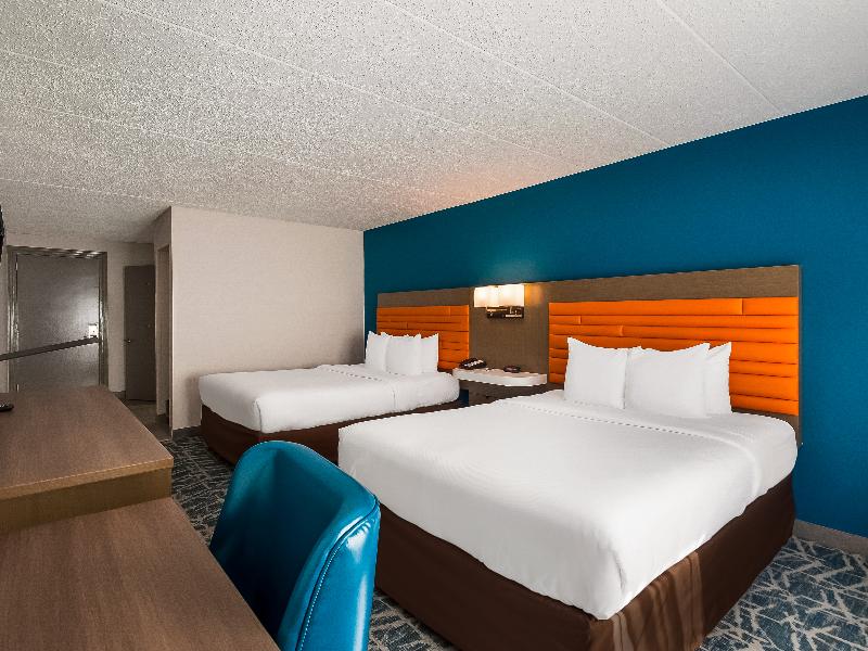Comfort Inn Falls Church - Tysons Corner image