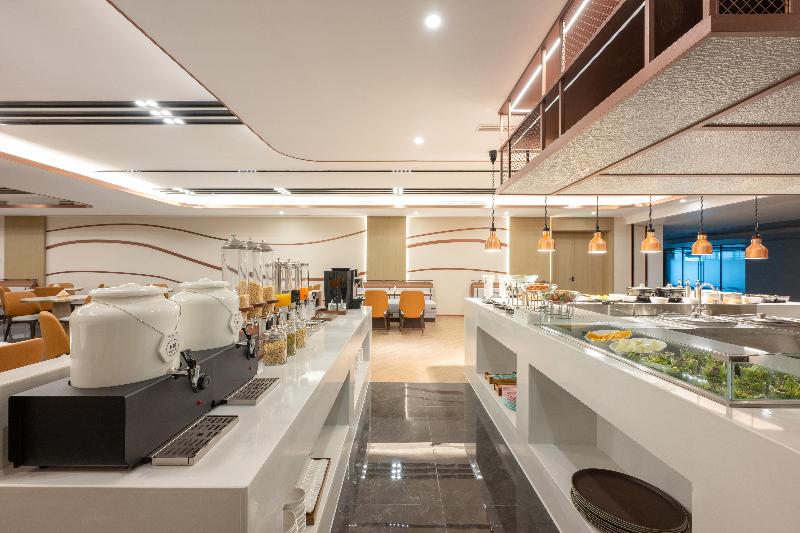 Madison Hotel Binzhou Bincheng Wanda Plaza image