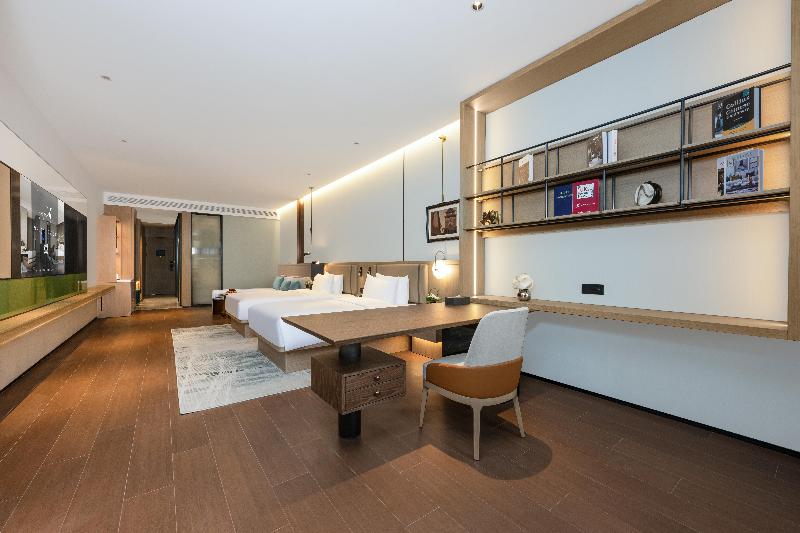 Madison Hotel Binzhou Bincheng Wanda Plaza image