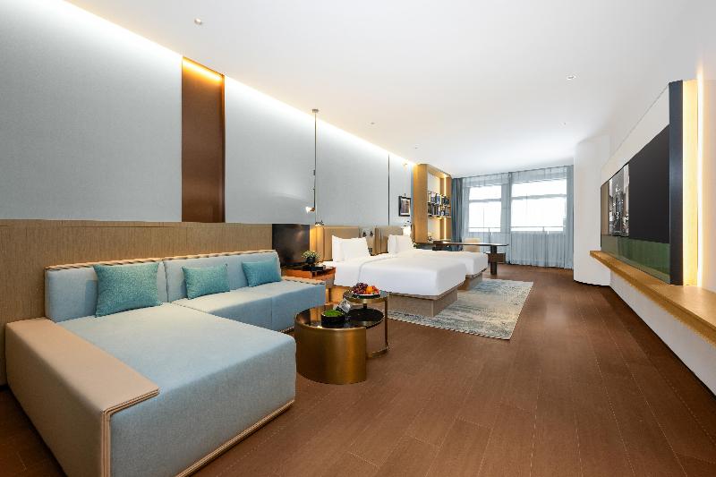 Madison Hotel Binzhou Bincheng Wanda Plaza image