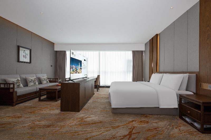 Grand Madison Hotel Jining Yongrun image