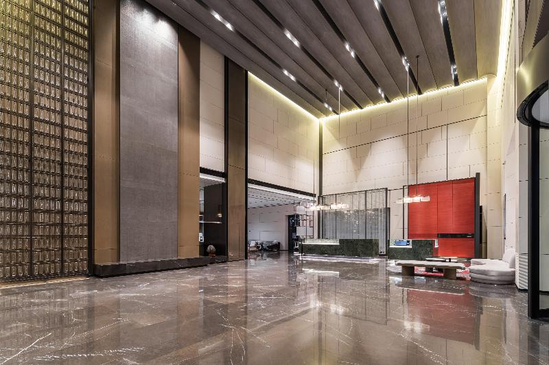 Grand Madison Hotel Xiangyang Hexin Outlets image