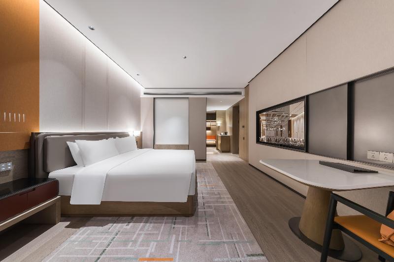 Grand Madison Hotel Xiangyang Hexin Outlets image