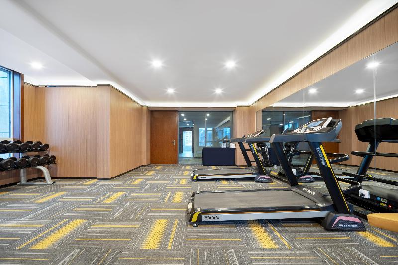 Madison Hotel Xining Hailu New District image