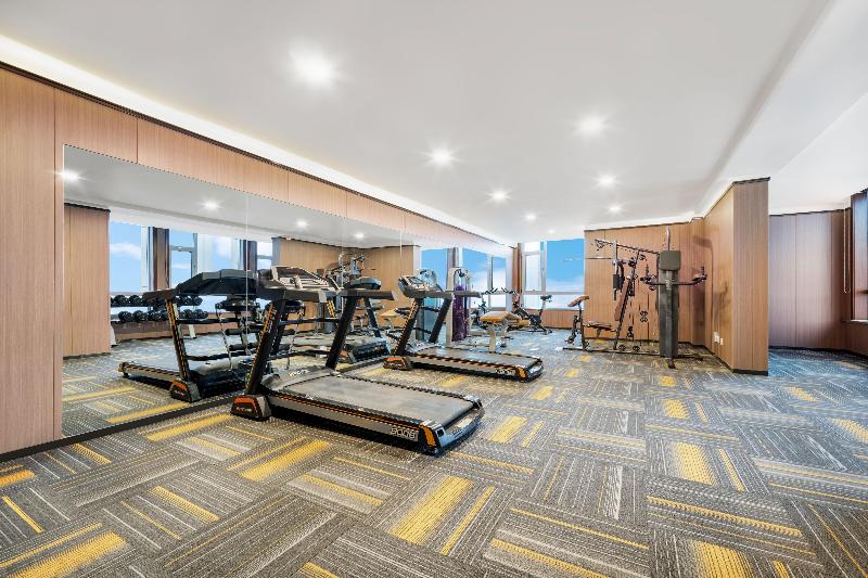 Madison Hotel Xining Hailu New District image