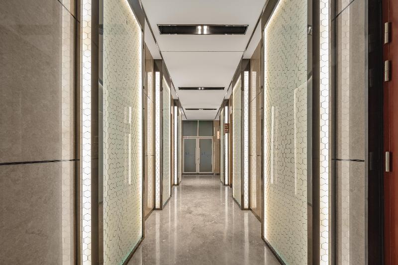 Madison Hotel Xining Hailu New District image