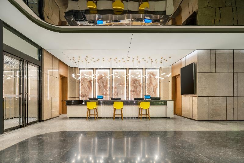 Madison Hotel Xining Hailu New District image