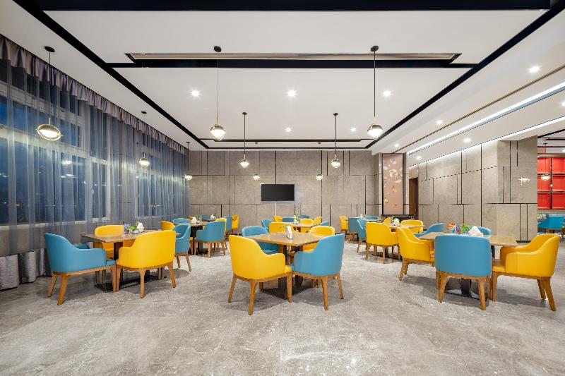 Madison Hotel Xining Hailu New District image