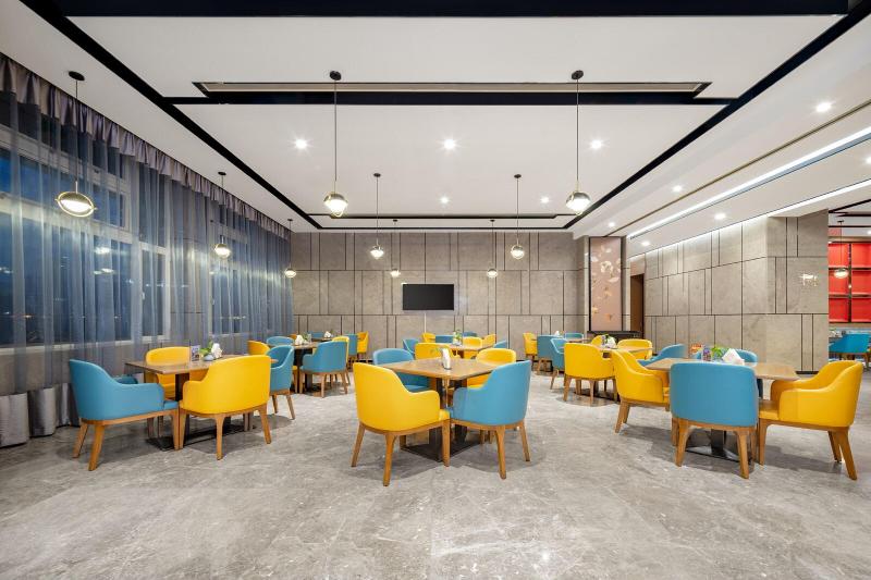 Madison Hotel Xining Hailu New District image