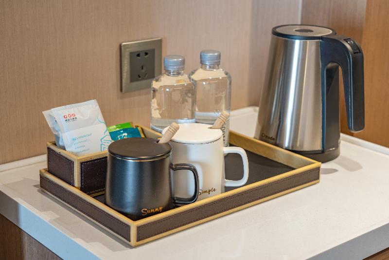 Madison Hotel Xining Hailu New District image