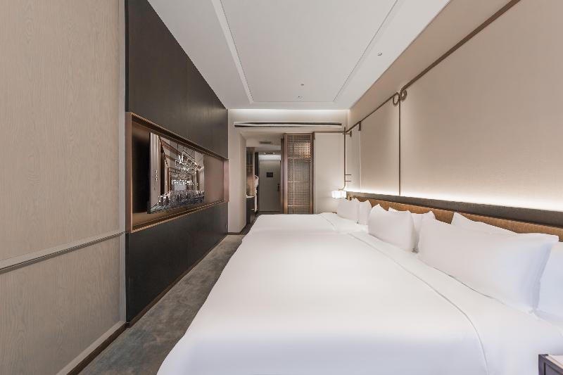 Madison Hotel Yinchuan Xinhua Gulou Tongfu image