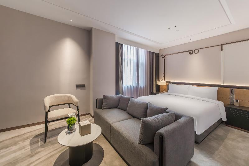 Madison Hotel Yinchuan Xinhua Gulou Tongfu image