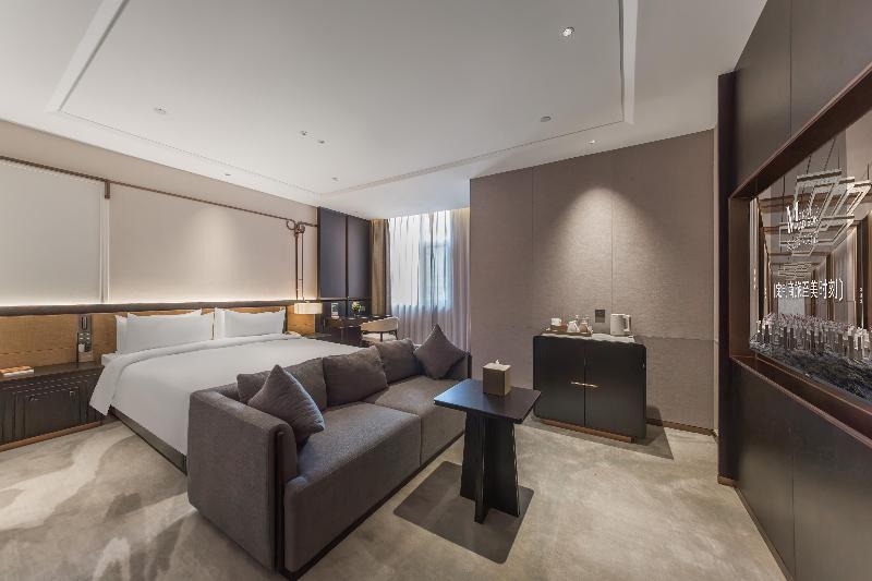 Madison Hotel Yinchuan Xinhua Gulou Tongfu image