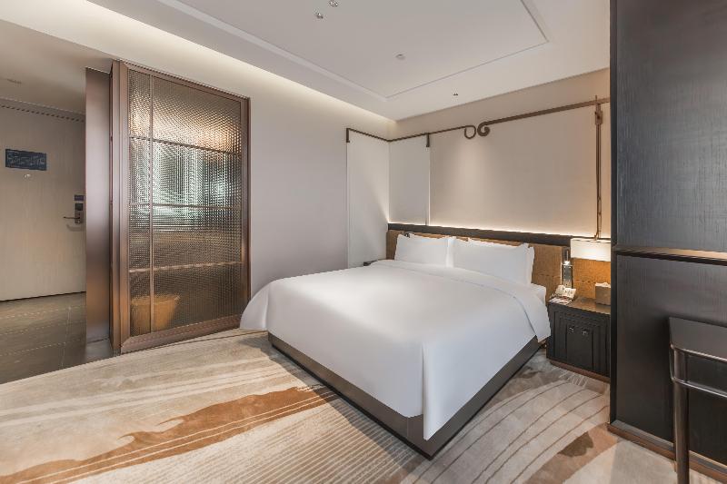 Madison Hotel Yinchuan Xinhua Gulou Tongfu image