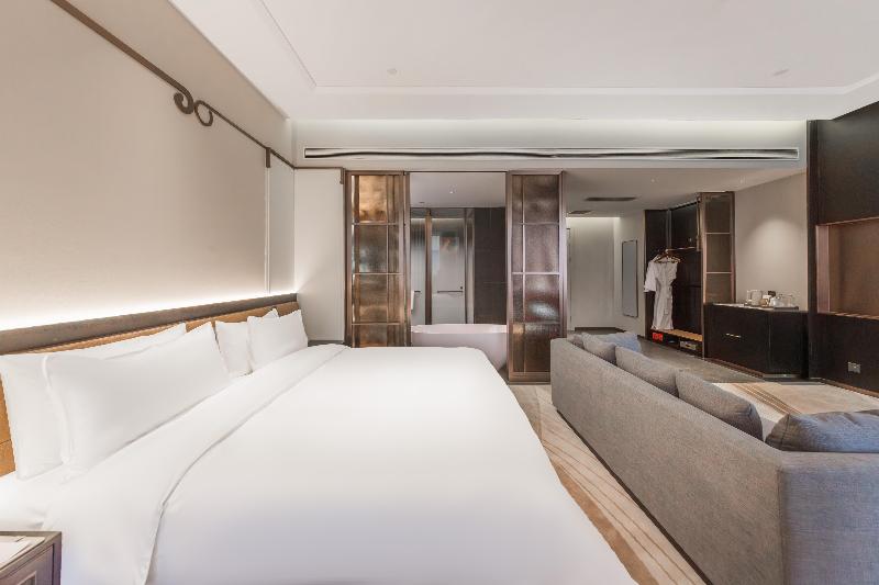 Madison Hotel Yinchuan Xinhua Gulou Tongfu image