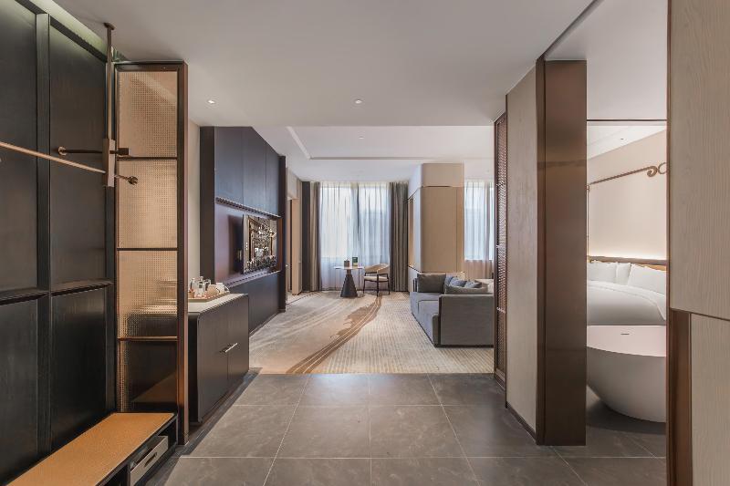 Madison Hotel Yinchuan Xinhua Gulou Tongfu image