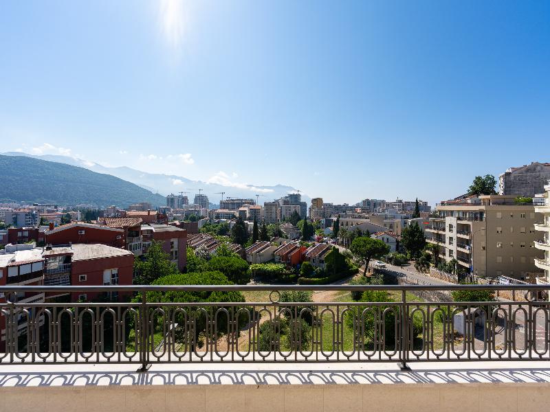 Hotel Eden image