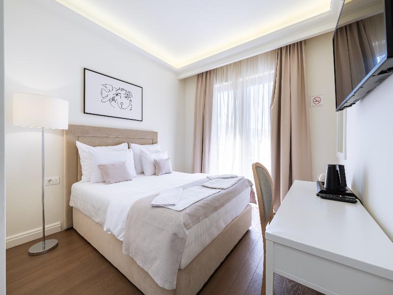 Hotel Eden image