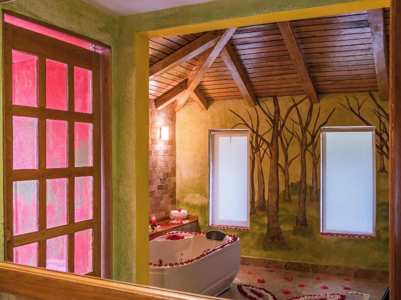 Luna Volcan, Adventure Spa - formerly Luna Runtun image