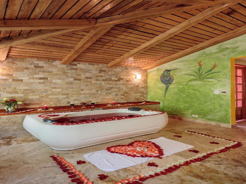 Luna Volcan, Adventure Spa - formerly Luna Runtun image