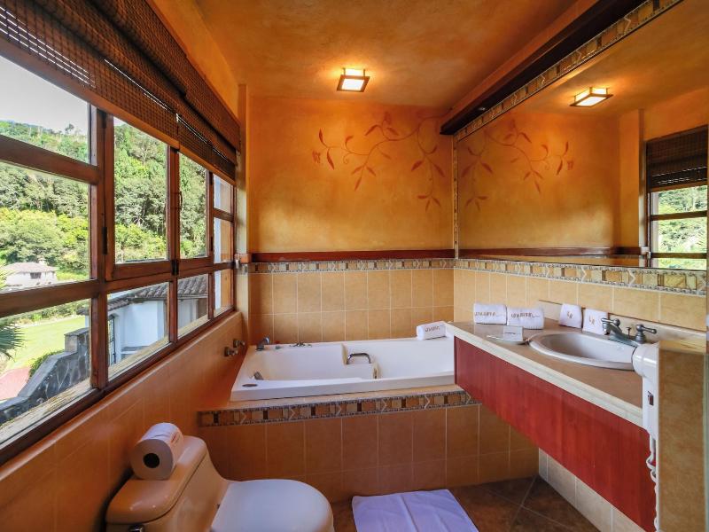 Luna Volcan, Adventure Spa - formerly Luna Runtun image