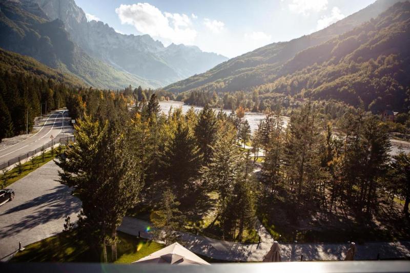 Hotel Valbor image