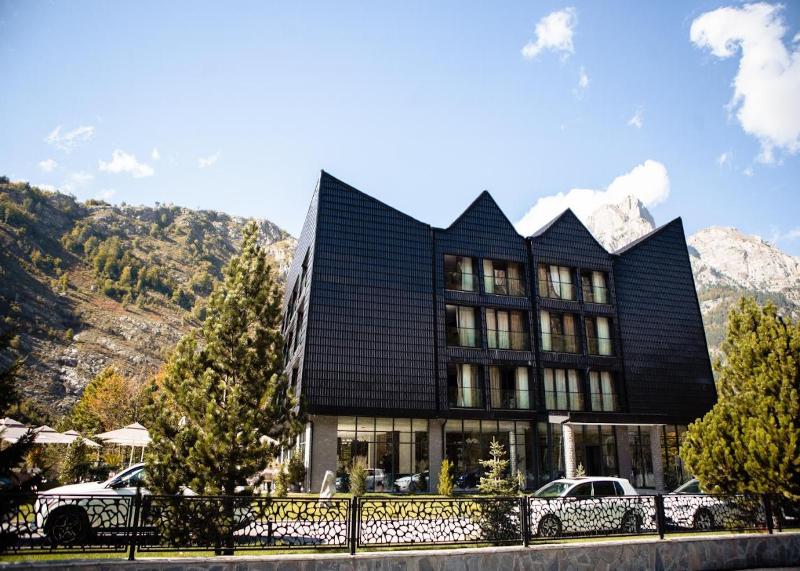Hotel Valbor image