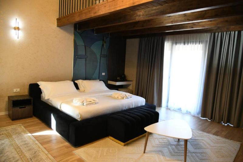 Hotel Valbor image