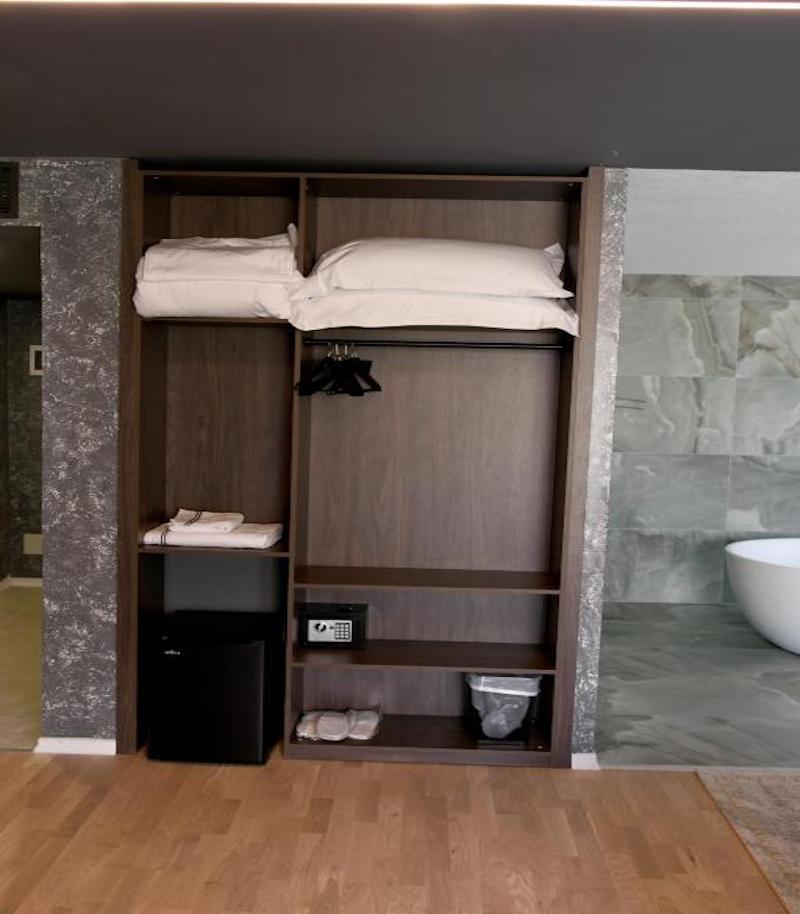 Hotel Valbor image