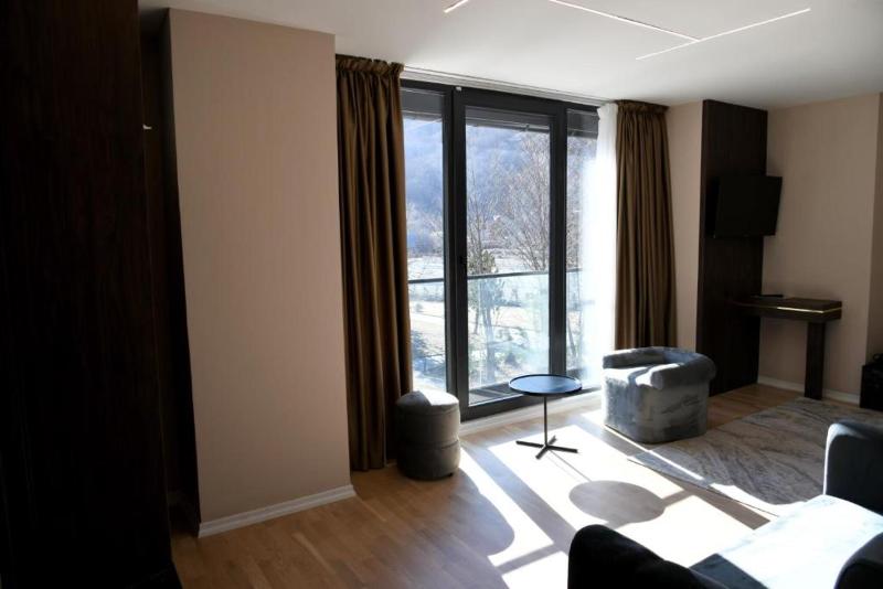 Hotel Valbor image
