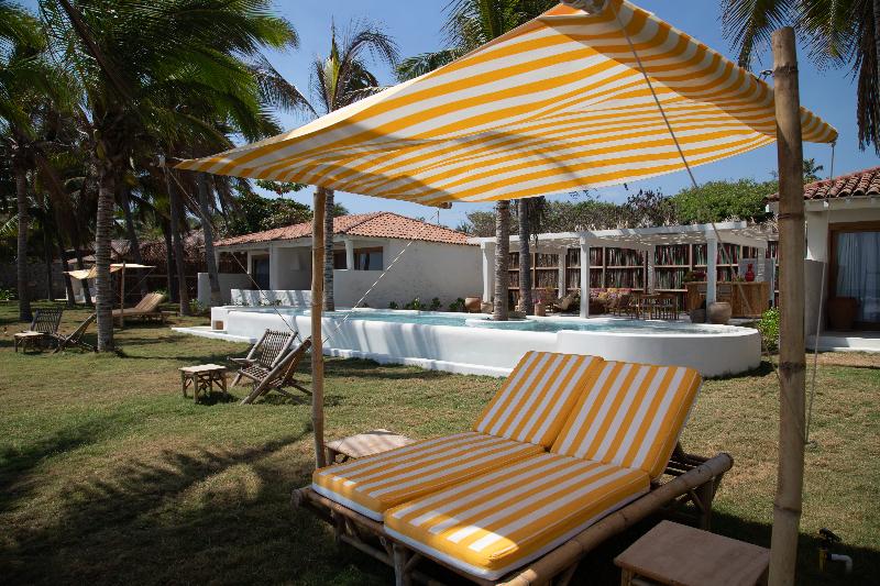 Hotel Pomelo image