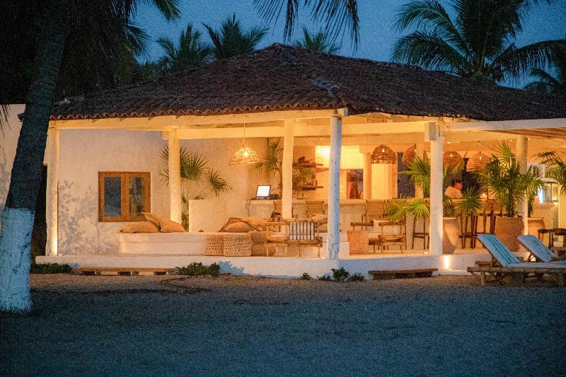Hotel Pomelo image