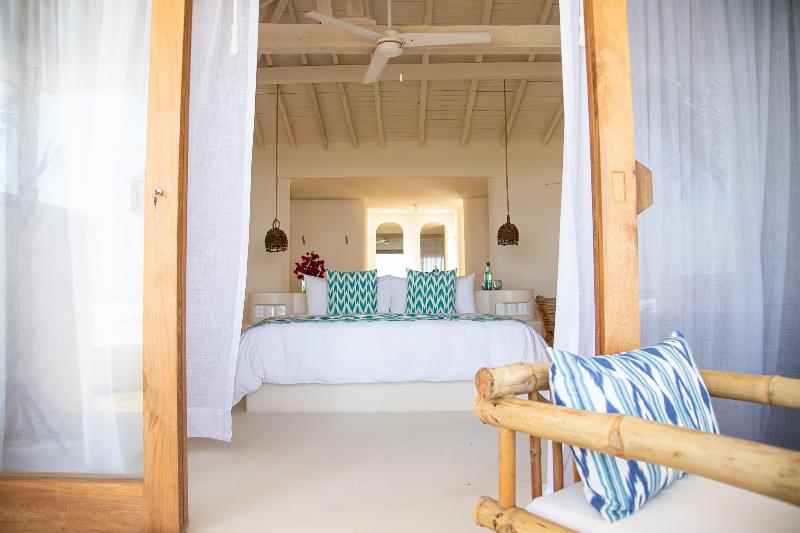 Hotel Pomelo image